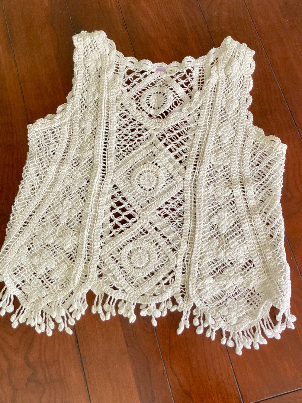 Crochet Fringe V-neck Top in Cream